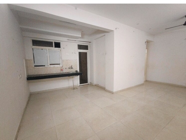 Room, signature-global-the-millennia 2 Bedroom 644 Sq.Ft. Apartment In Sector 37d Gurgaon 9319178