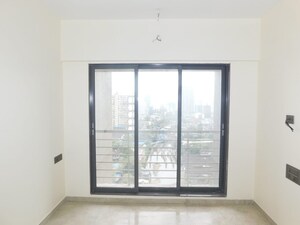 Room in 2 BHK Apartment at Vasundhara Geetanjali Paradise, Malad West – for Rent