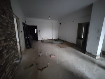 Room in 3 BHK Apartment at Matigara – for Sale