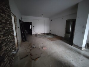 Room in 3 BHK Apartment at Matigara – for Sale