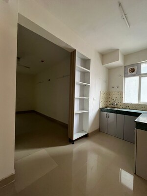 2 BHK Apartment For Rent in Zara Rossa, Sector 112