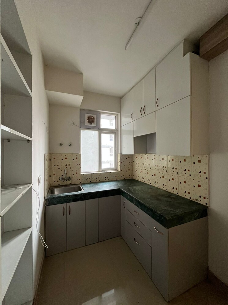 Kitchen, zara-rossa 2 Bedroom 950 Sq.Ft. Apartment In Sector 112 Gurgaon 9319221