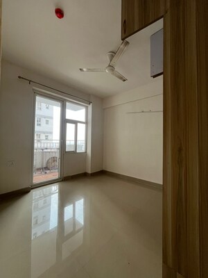 Room in 2 BHK Apartment at Zara Rossa, Sector 112 – for Rent