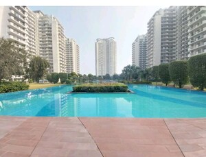 Swimming Pool in 5 BHK Apartment at Bestech Park View Grand Spa, Sector 81 – for Sale