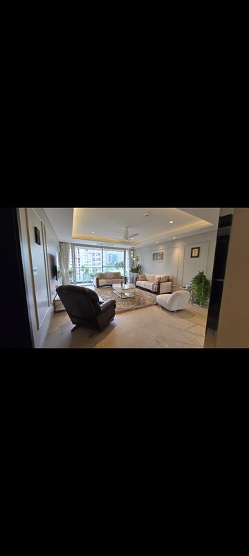 Master Bedroom in 5 BHK Apartment at Panchshil Towers, Kharadi – for Sale