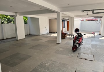 Parking in 3 BHK Builder Floor at Rajpur Road – for Sale