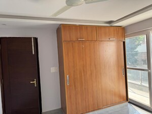 Room in 3 BHK Apartment at Rajpur Road – for Sale