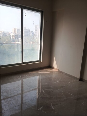 Room in 3 BHK Apartment at Salasar Pride, Andheri East – for Sale