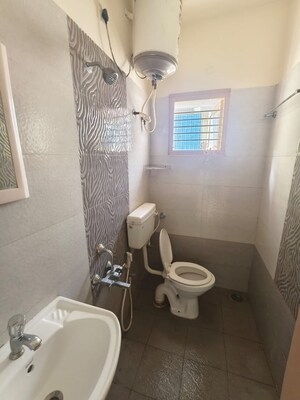 Bathroom in 1 BHK Builder Floor at Hsr Layout – for Rent