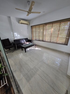 Room in 3.5 BHK Builder Floor at Sector 57 – for Sale