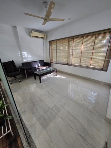 Room in 3.5 BHK Builder Floor at Sector 57 – for Sale