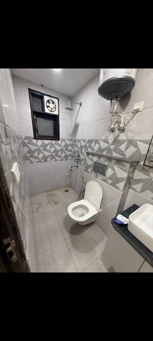 Bathroom in 2 BHK Builder Floor at Saket – for Rent