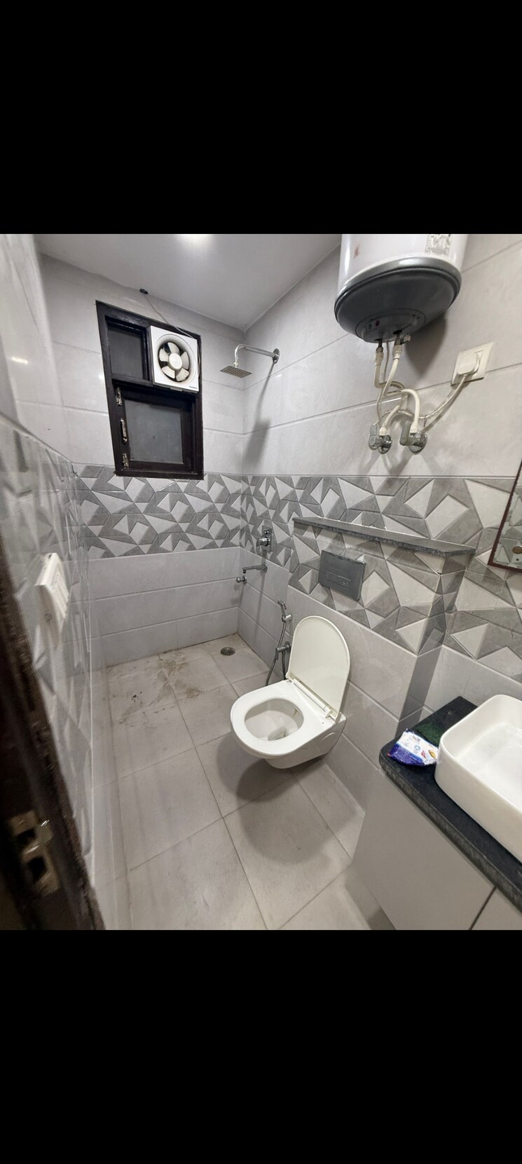 Bathroom, saket 2 Bedroom 950 Sq.Ft. Builder Floor In Saket Delhi 9319374