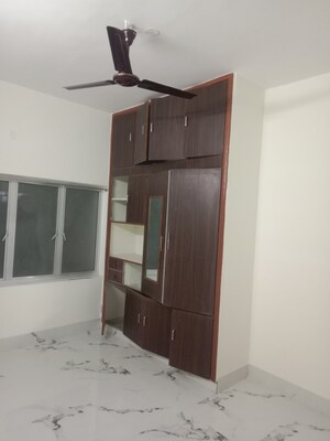 Room in 3 BHK Apartment at Bidhannagar – for Rent