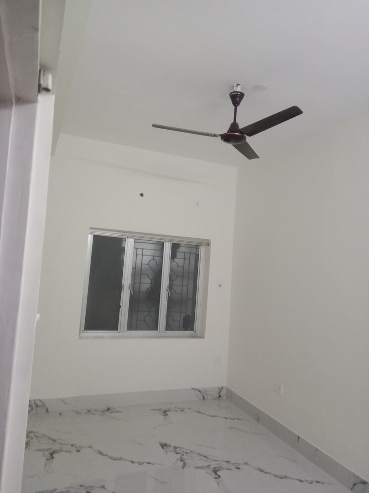 Room, bidhannagar 3 Bedroom 1400 Sq.Ft. Apartment In Bidhannagar Kolkata 9319399