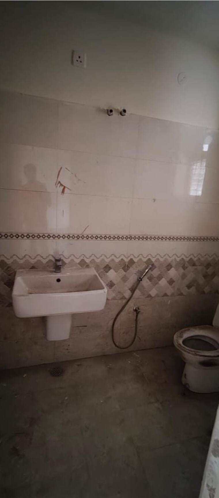 Bathroom, kondapur 3 Bedroom 1400 Sq.Ft. Apartment In Kondapur Hyderabad 9319421