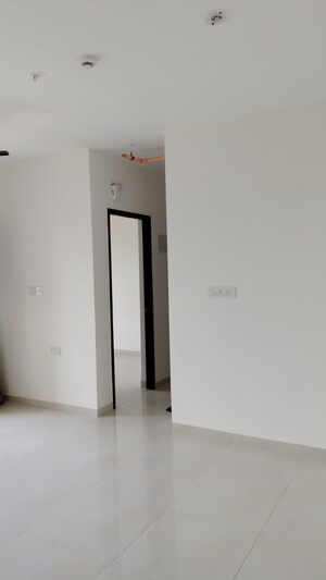 Room in 2 BHK Apartment at Runwal My City Phase II Cluster 05, Dombivli East – for Rent