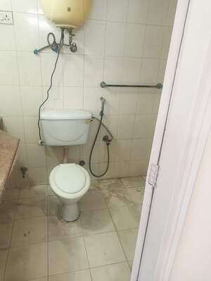 Master Bedroom in 2 BHK Builder Floor at Ansal Valley View Estate, Gwal Pahari – for Rent