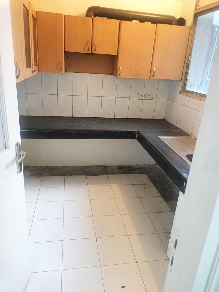 Kitchen, ansal-valley-view-estate 2 Bedroom 900 Sq.Ft. Builder Floor In Gwal Pahari Gurgaon 9319441