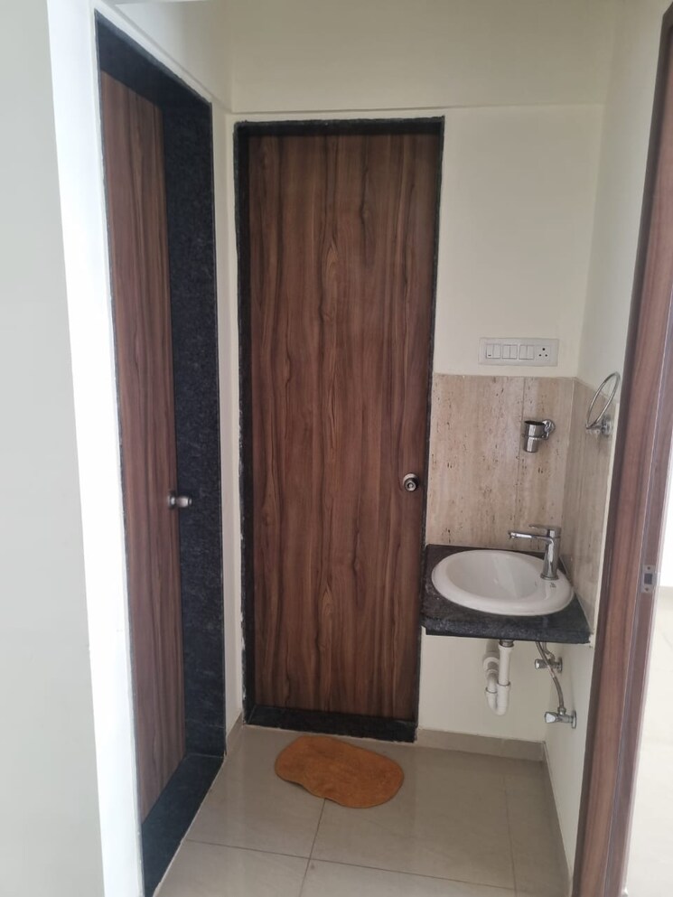 Bathroom, kolte-patil-life-republic 2 Bedroom 750 Sq.Ft. Apartment In Hinjewadi Pune 9319450