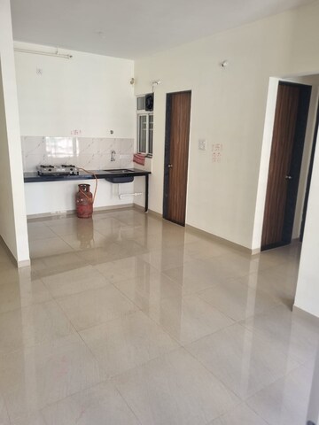 Room in 2 BHK Apartment at Kolte Patil Life Republic, Hinjewadi – for Rent