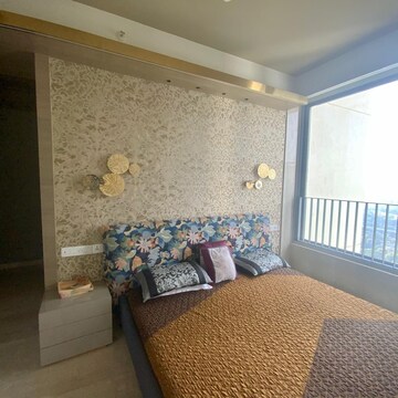 Bedroom in 3 BHK Apartment at Oberoi Exquisite Goregaon, Goregaon East – for Rent