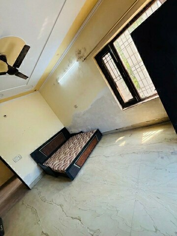 Living Room in 1 BHK Independent House at Sector 10a – for Rent
