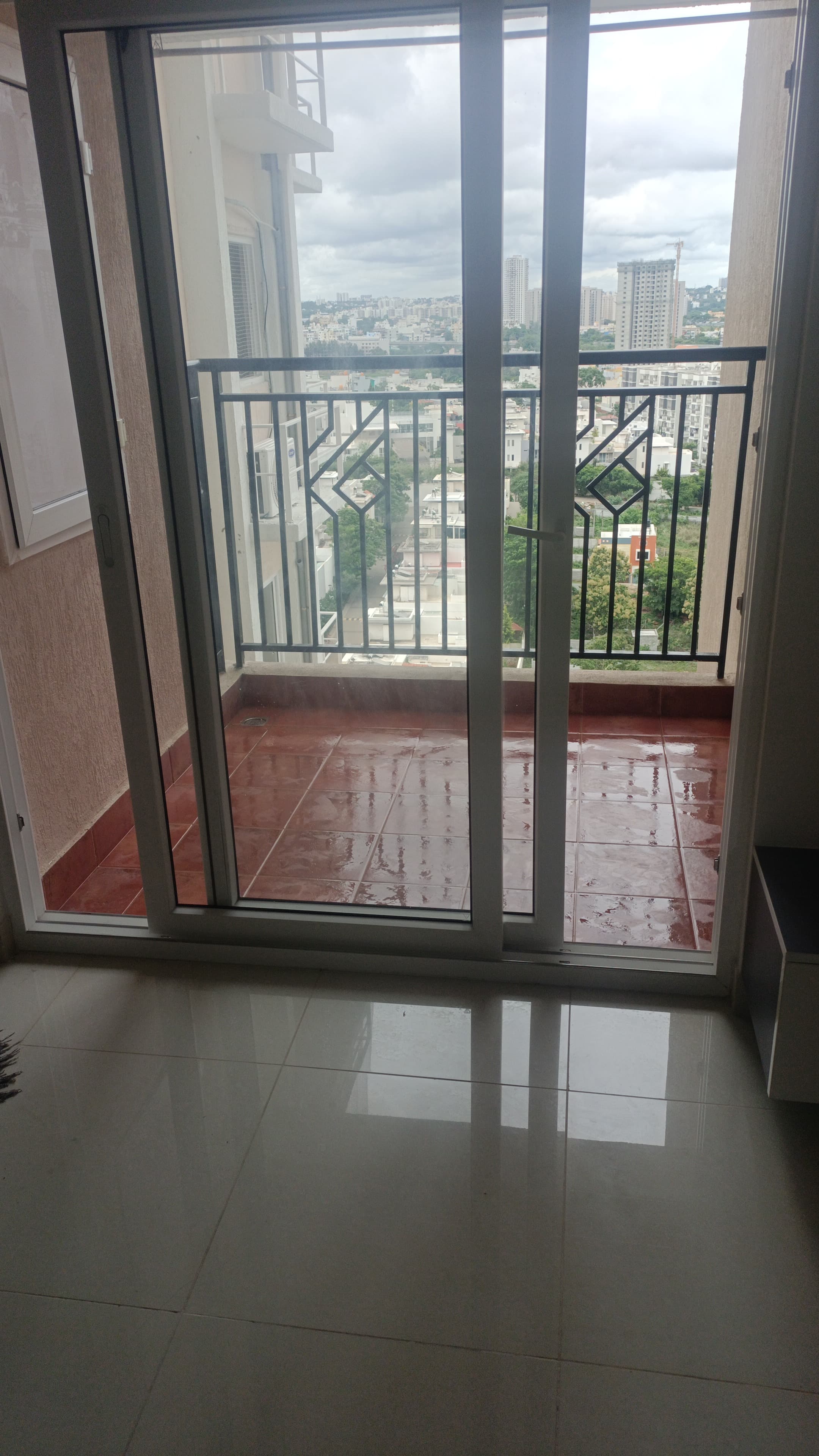 2 BHK + Extra Room Apartment For Rent in Prestige Primrose Hills