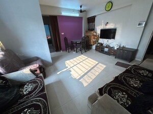 Master Bedroom in 2 BHK Apartment at Hiranandani Tribeca, Ghodbunder Road – for Rent