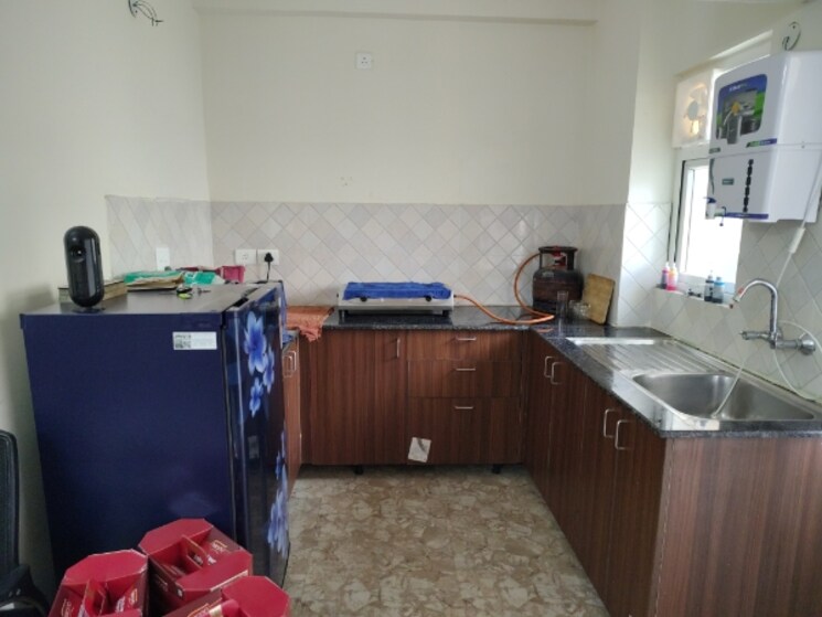 Kitchen, amrapali-centurian-park-phase-ii 2.5 Bedroom 990 Sq.Ft. Apartment In Tech Zone 4 Greater Noida Greater Noida 9319642