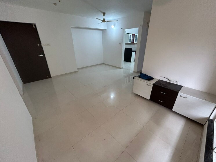 Room, hiranandani-tribeca 4 Bedroom 1200 Sq.Ft. Apartment In Ghodbunder Road Thane 9319652