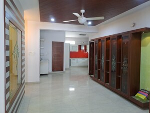 Room in 3 BHK Builder Floor at Reliaable Lakedew Residency, Harlur – for Sale