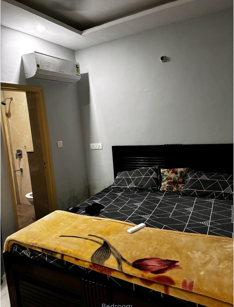 Bedroom, aura-homes 2 Bedroom 1050 Sq.Ft. Apartment In Patiala Road Zirakpur 9319658