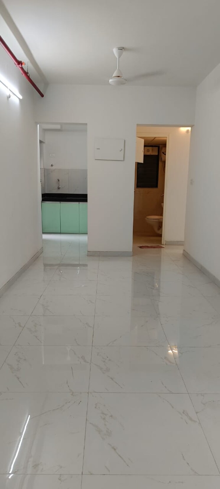 Bathroom, runwal-gardens-phase-2 2 Bedroom 500 Sq.Ft. Apartment In Dombivli East Thane 9319702
