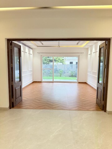 5 BHK Independent House For Sale in Sector 22