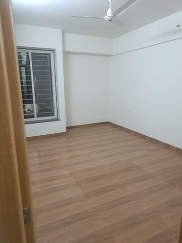Room in 2 BHK Apartment at Saheel ITrend Life Plus, Wakad – for Rent