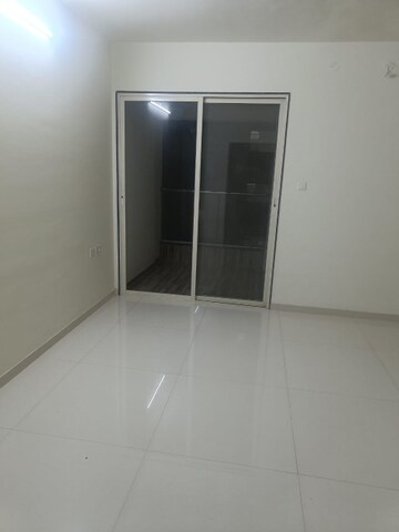 Room in 2 BHK Apartment at Saheel ITrend Life Plus, Wakad – for Rent