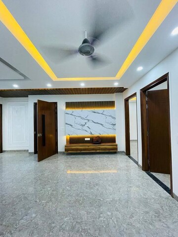2 BHK Apartment For Rent in Saket