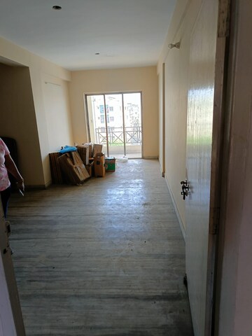 Room in 2 BHK Apartment at Vip Road – for Sale
