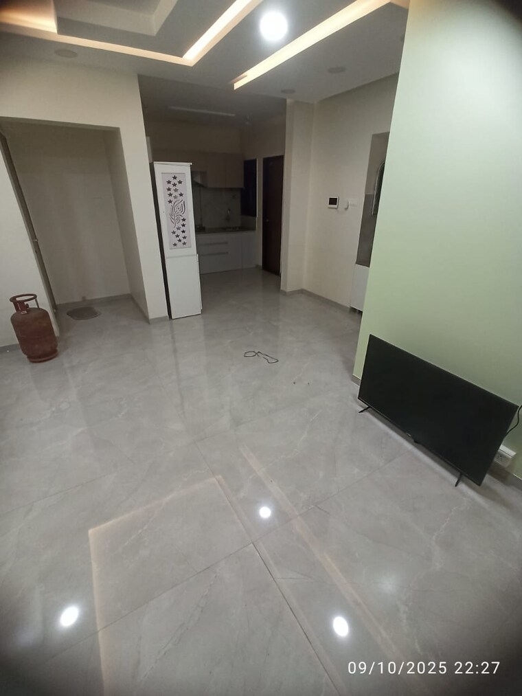 Room, choice-goodwill-crescent 2 Bedroom 635 Sq.Ft. Apartment In Mundhwa Pune 9319813