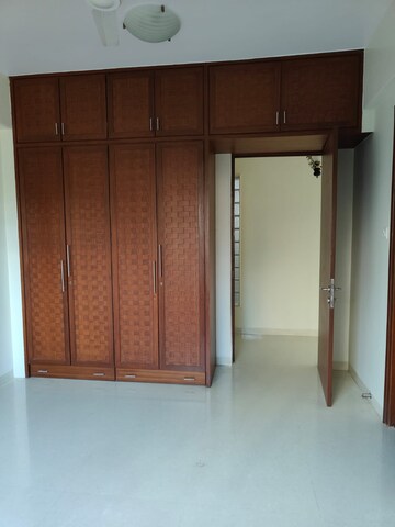 Room in 3 BHK Apartment at Ashford Casa Grande, Lower Parel – for Rent
