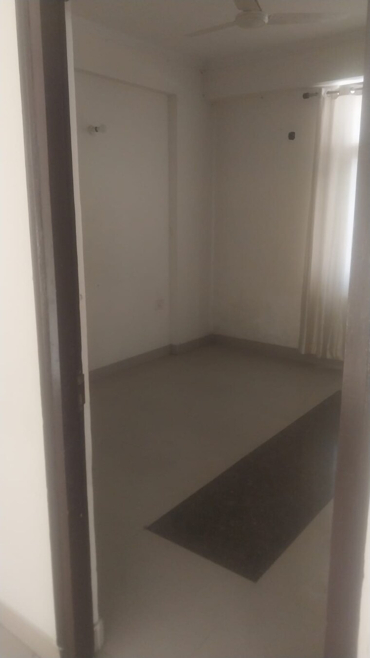 Room, techman-moti-residency 2.5 Bedroom 1158 Sq.Ft. Apartment In Raj Nagar Extension Ghaziabad 9319915