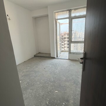 Room in 3.5 BHK Apartment at BPTP Park Elite Premium, Sector 84 – for Sale