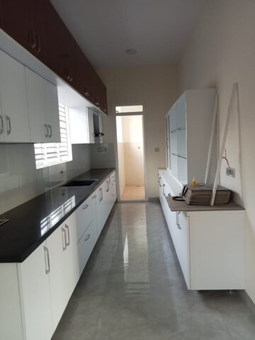 Kitchen in 3 BHK Apartment at Soni Novel, Richmond Town – for Rent