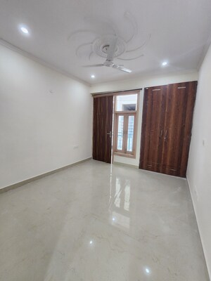 Furnished Amenities in 2 BHK Builder Floor at Chattarpur – for Rent