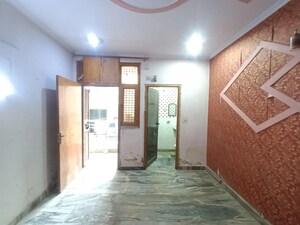 Room in 3 BHK Builder Floor at Mansa Ram Park – for Rent