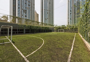 3 BHK Apartment – Garden View at Oberoi Realty Esquire, Goregaon East - for Sale