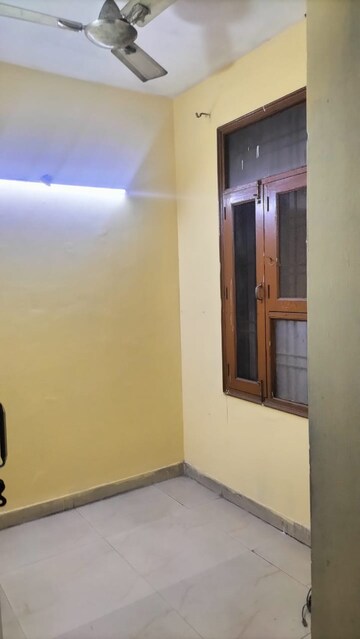 Room in 2 BHK Apartment at SRS Residency, Sector 88 – for Rent