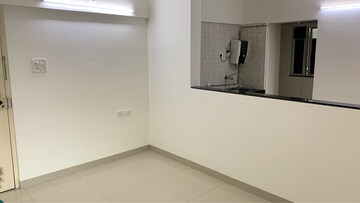 Room in 1 BHK Apartment at Godrej Horizon, Mohammadwadi – for Sale