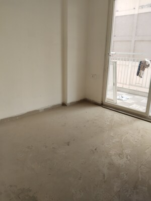 Room in 3 BHK Apartment at Vatika Lifestyle Homes, Sector 83 – for Sale